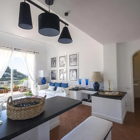 Carthusia Apartament