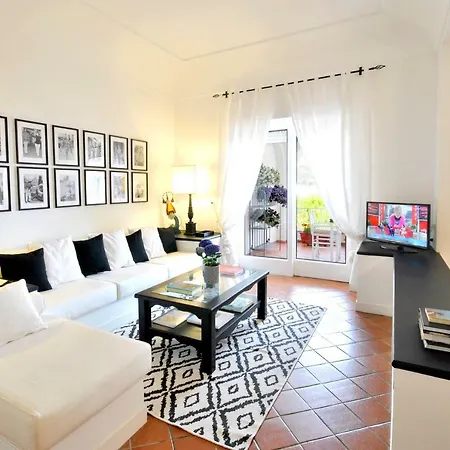 Carthusia Apartament