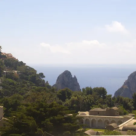 Carthusia Διαμέρισμα Κάπρι