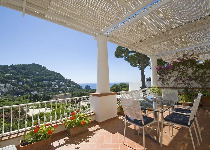 Daire Carthusia Capri